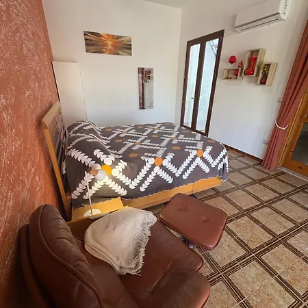 Dolce Mare Villa *